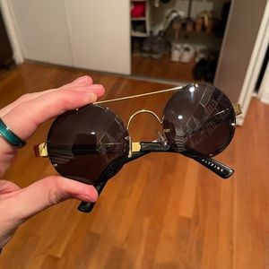 Lennon 2 Spitfire Round Vintage Sunglasses